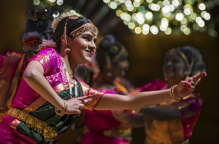 Family Concert: Deck the Halls